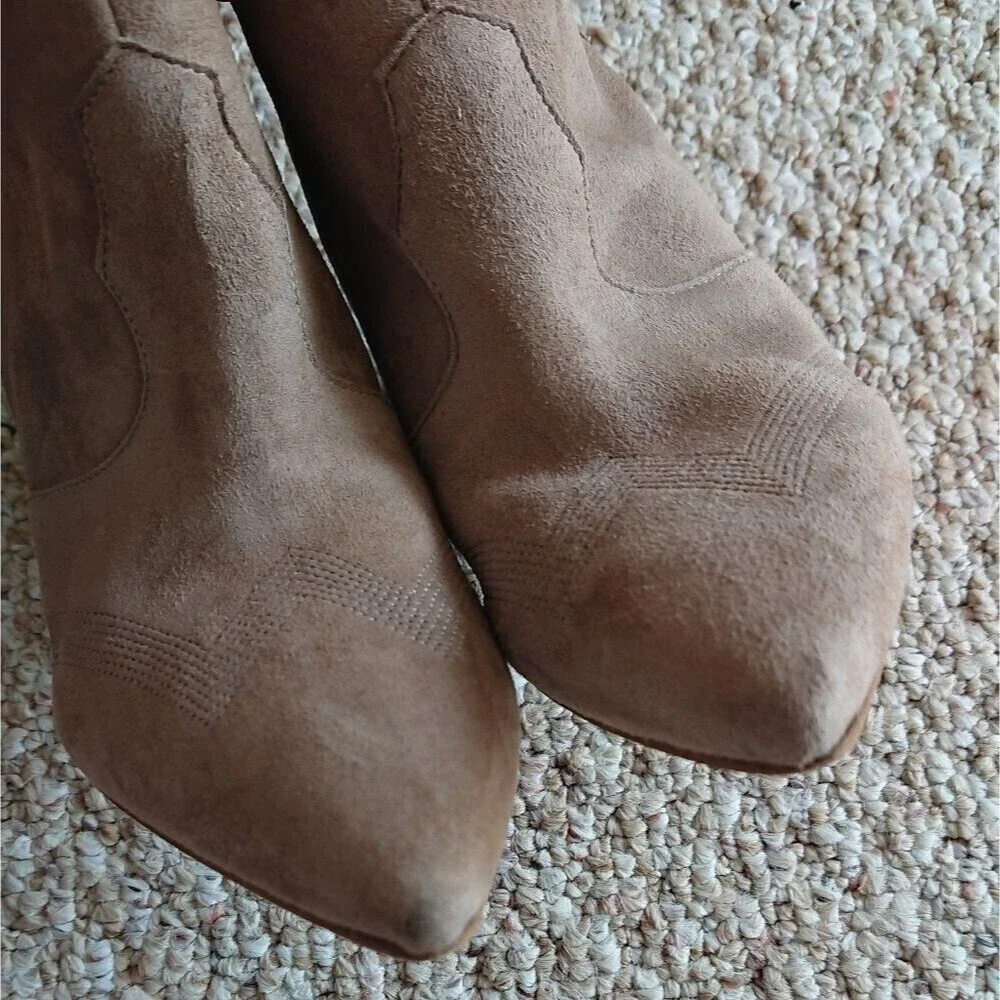 SIGERSON MORRISON Suede Whipstitch Trim Western Boots size 7
